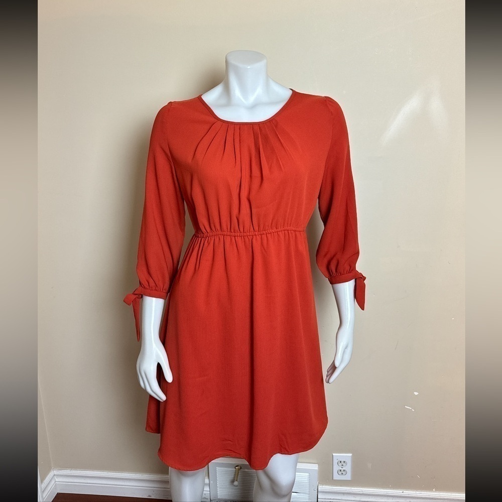 YA Los Angeles - Such a cute dress for FALL! Auburn Orange. Large - P2P is 19”